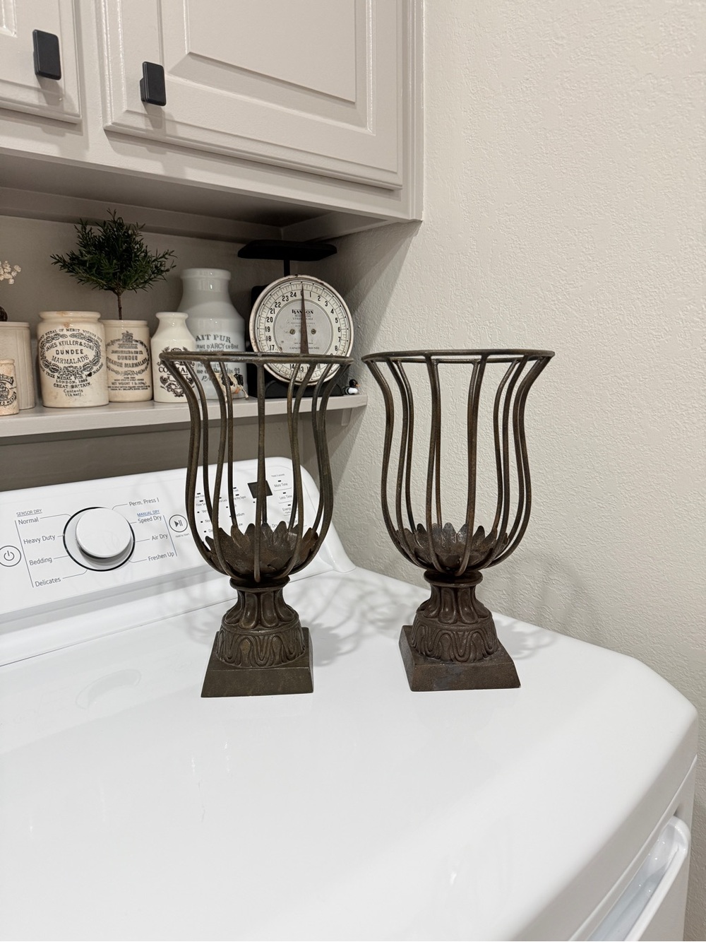 Vintage Rustic Elegance Openwork Metal Urn Pair Candle Holders - Picture 15 of 17